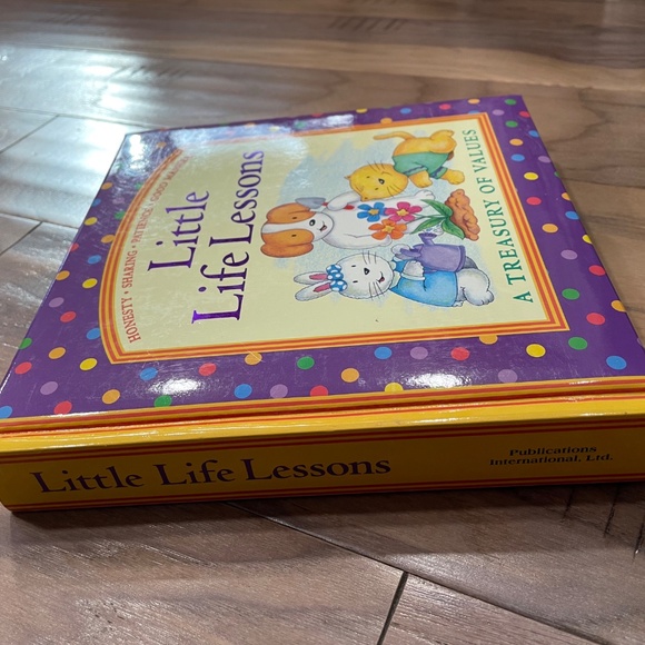 New "Little Life Lessons: A Treasury of Values" Hardcover Book - Picture 2 of 9